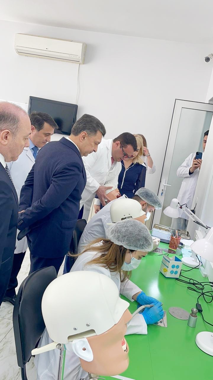 ATU-da stomatologiya sahəsində müasir tələblərə uyğun Tədris Mərkəzinin açılışı olub - FOTO/VİDEO